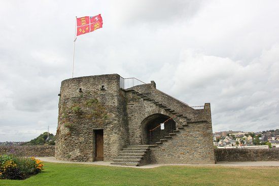 Promenade Des Remparts De Saint Lo