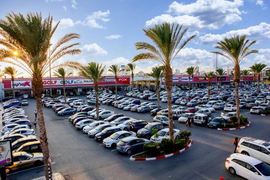 BIG Beer Sheva Shopping Mall