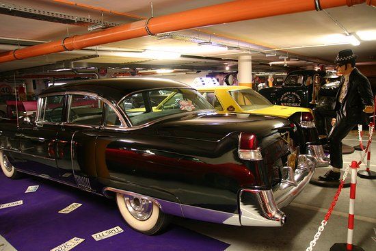 American Old Cars Museum