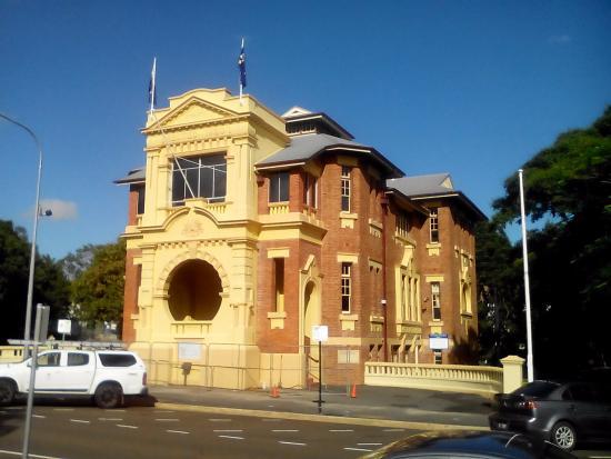 Ipswich RSL Memorial Hall Museum