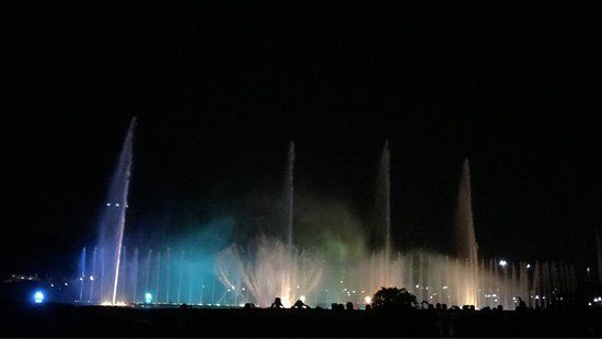 Monas Dancing Fountain