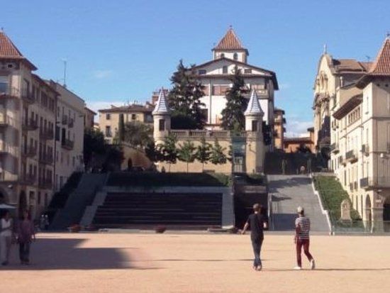 Plaza Fra Bernardi