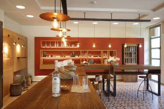 Ouzo Plomari Isidoros Arvanitis Distillery