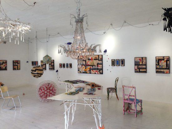 Magpie Gallery