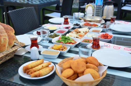 Sakligol Restaurant & Cafe