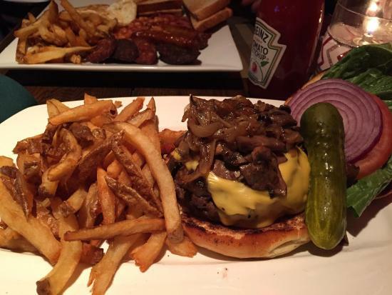 John Sullivan's Bar & Grill