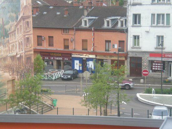 Le Pied Dans l'Plat
