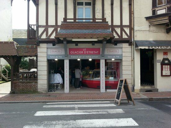 Le Glacier D'etretat