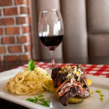 Rosso Pastas & Vinos