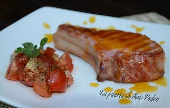 La Puerta de San Pedro Cocina Colombo-Alemana