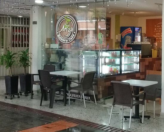 Ariza Bakery Cafe