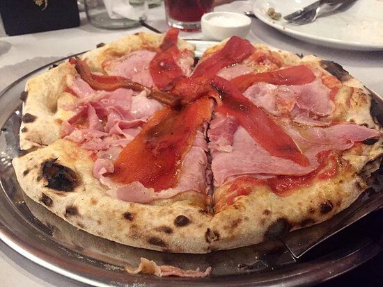 De Rosa Pizzeria