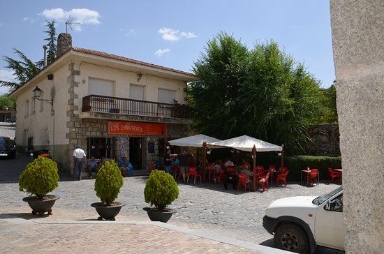 Los Canarios