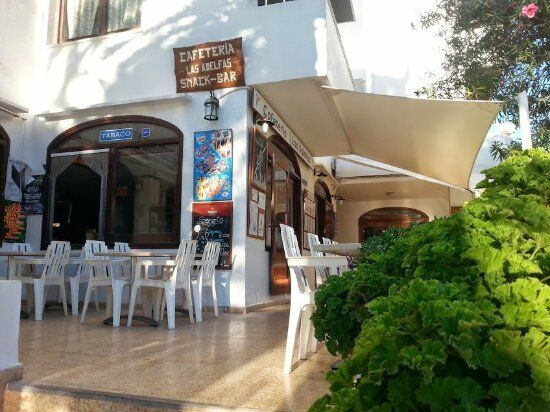 Cafeteria Las Adelfas