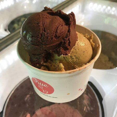 True & 12 Handmade Ice Cream