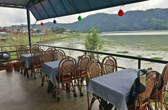 Joy's Restaurant & Bar