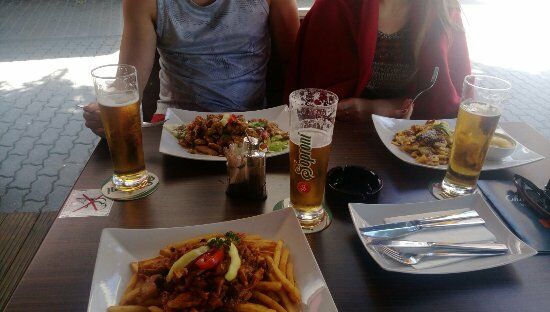 Charley Cafe