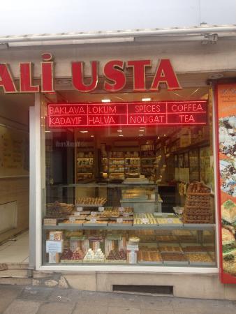 Ali Usta