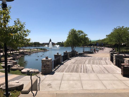 Jordan Creek Town Center