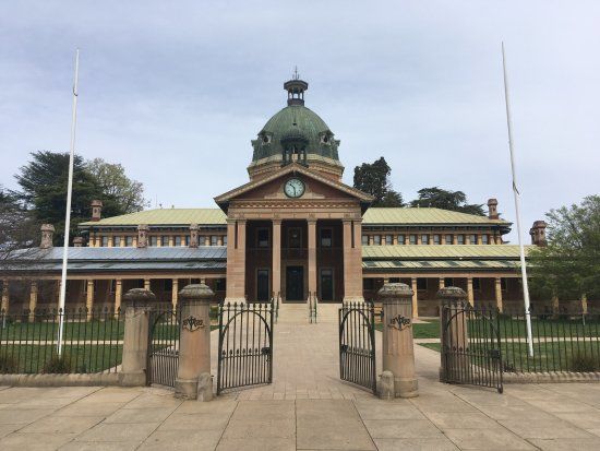 Bathurst Court House
