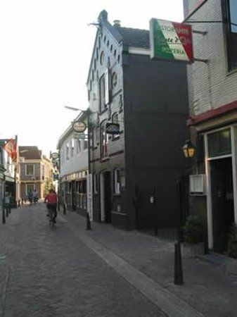 Gallery Lood Om Oud Glas