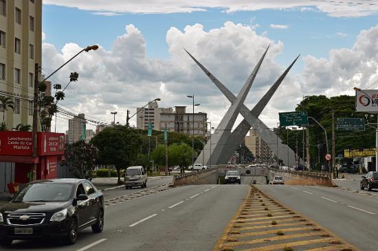 Monumento dos Tres Marcos