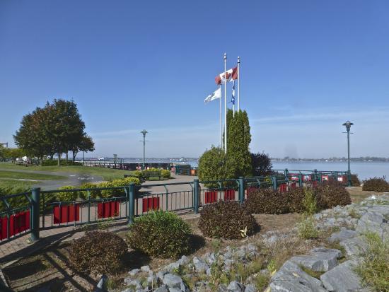 Parc Regard-sur-le-Fleuve