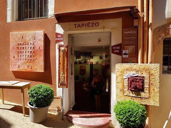 Art Galerie Contemporary Art Gallery Tapiezo