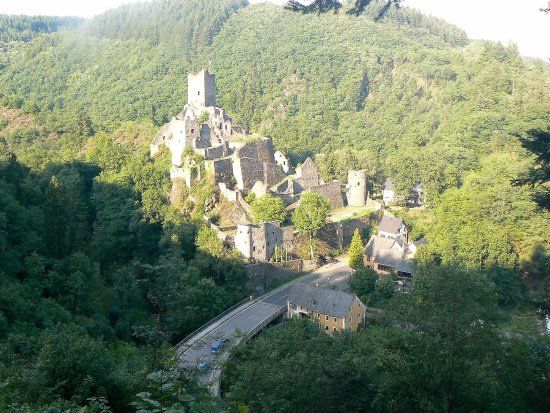 Niederburg Manderscheid