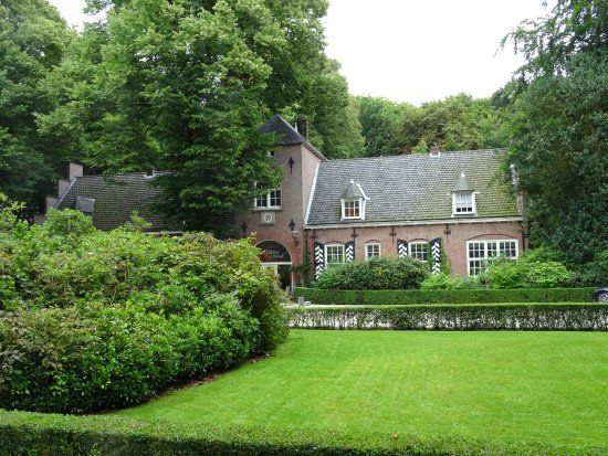 Gallery Patries Van Dorst