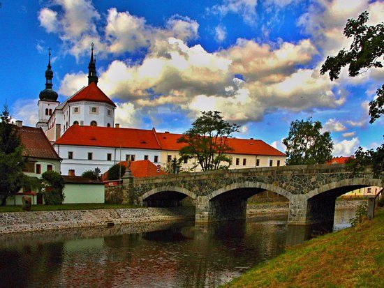 Zámek Březnice