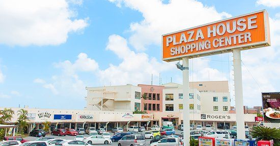 Plaza House Shopping Center