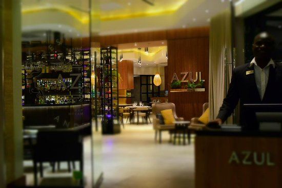 Azul Restaurant & Bar