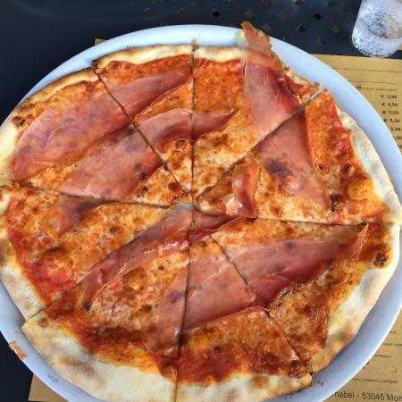 Pizzeria