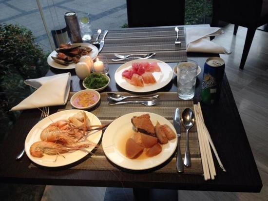 One Rachada Restaurant