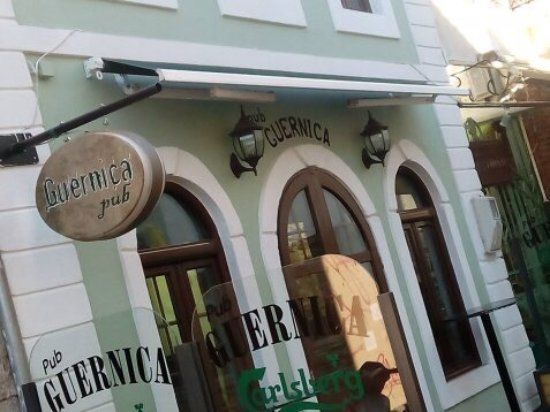 Guernica Pub