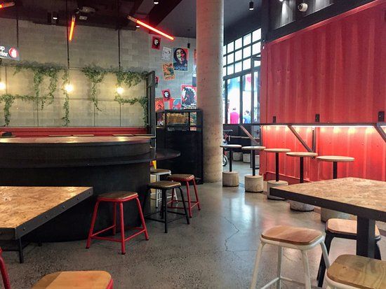 4 Fingers Crispy Chicken