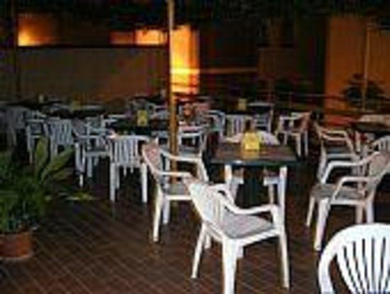 Calyx Bar