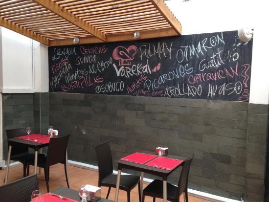 Varekai Cafe & Restaurant