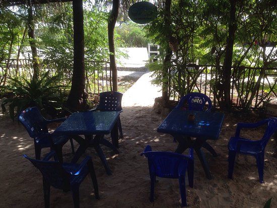 Oih The Deli In Paje