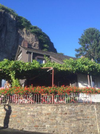 Weinhaus Domstein