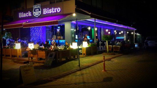Black 12 Bistro