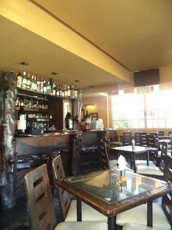 Tula's Bar