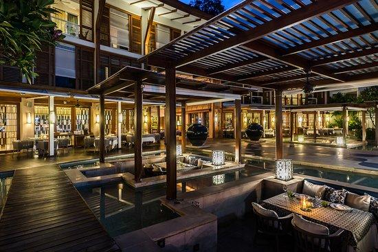 Pirom Restaurant