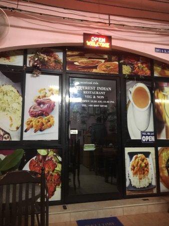 Everest Indian Restaurant