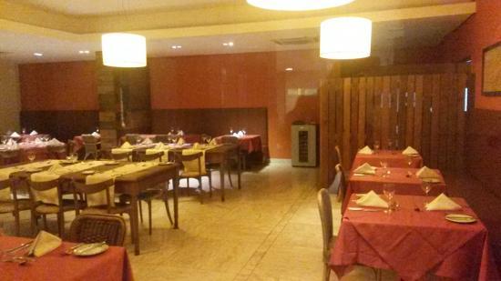 Restaurante Pirineus Do Radisson Aracaju