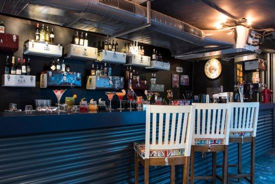 Londoners Bistro & Pub