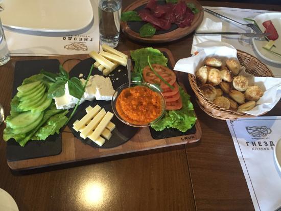 Gnezdo Kitchen&Bar
