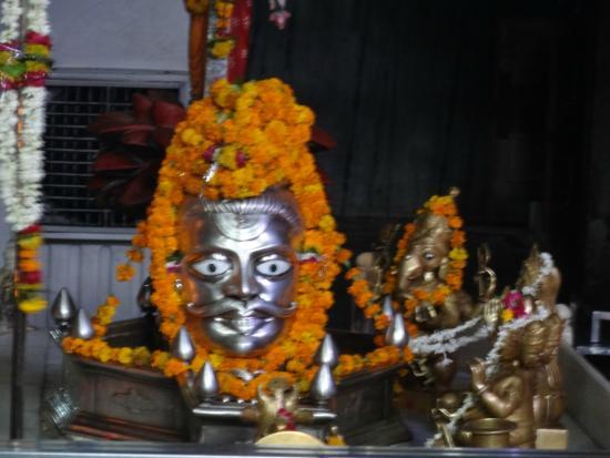 Shri Mankameshwar Mandir