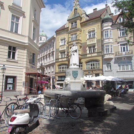 Bernhard von Spanheim Brunnen